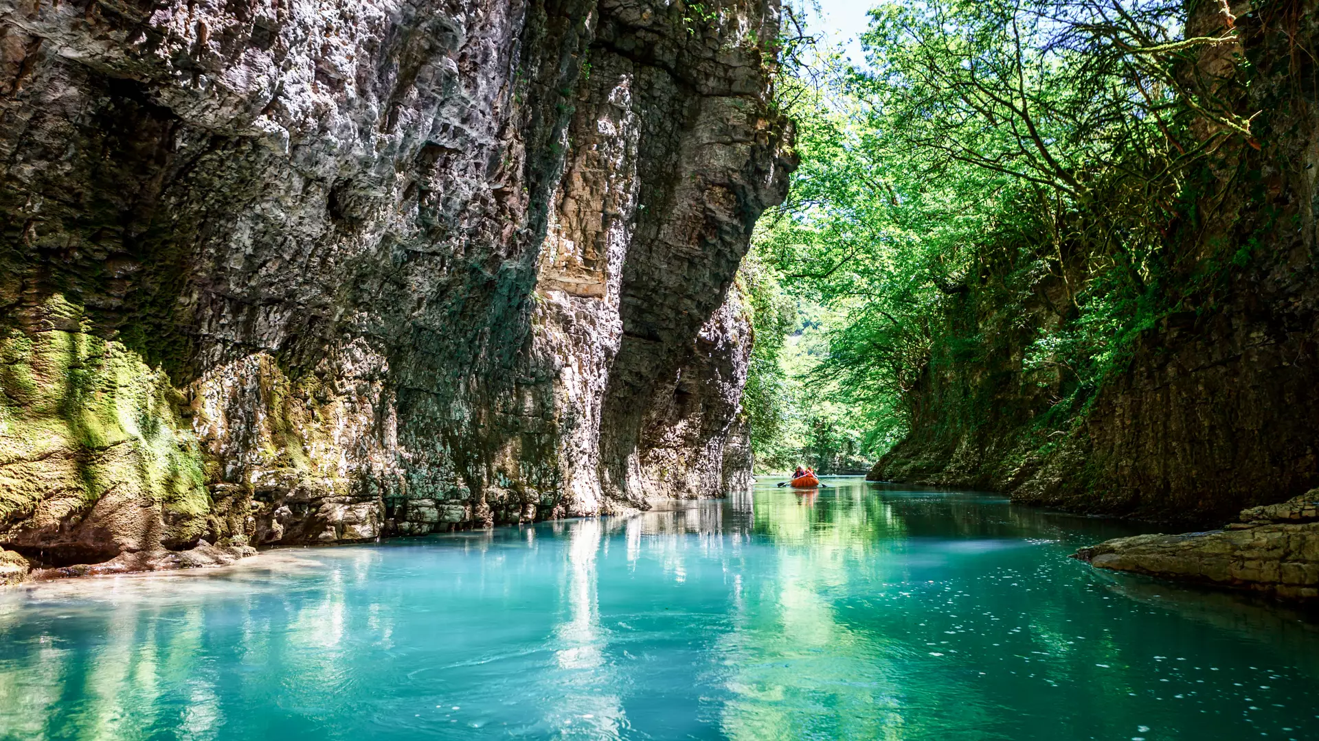 Martvili One-Day Tour: Canyon, Prometheus Cave & Kutaisi